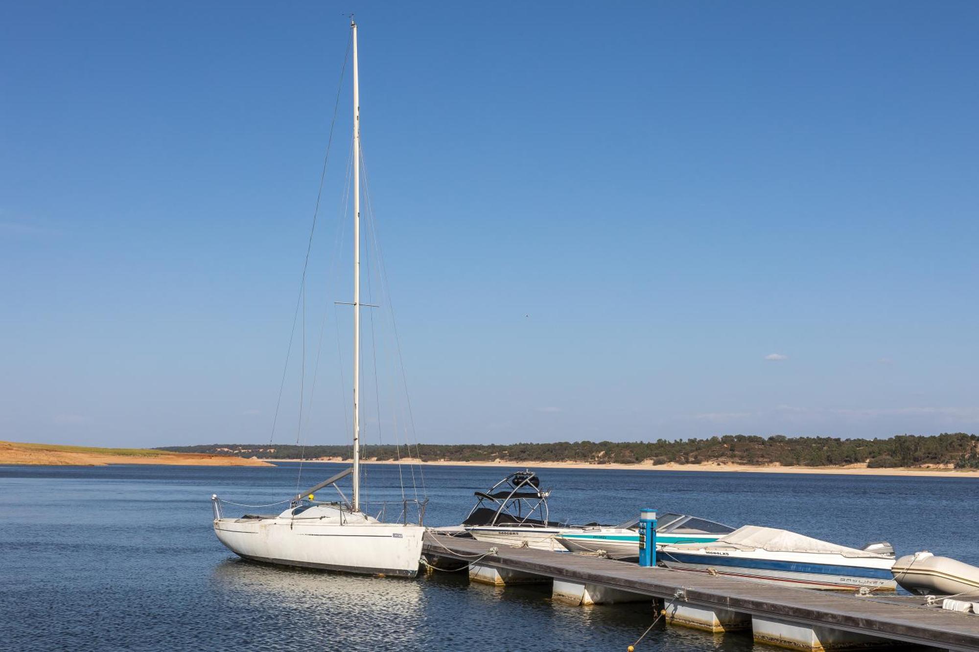 Ap Lago Montargil - Conference & Spa Exterior foto Boats at the marina